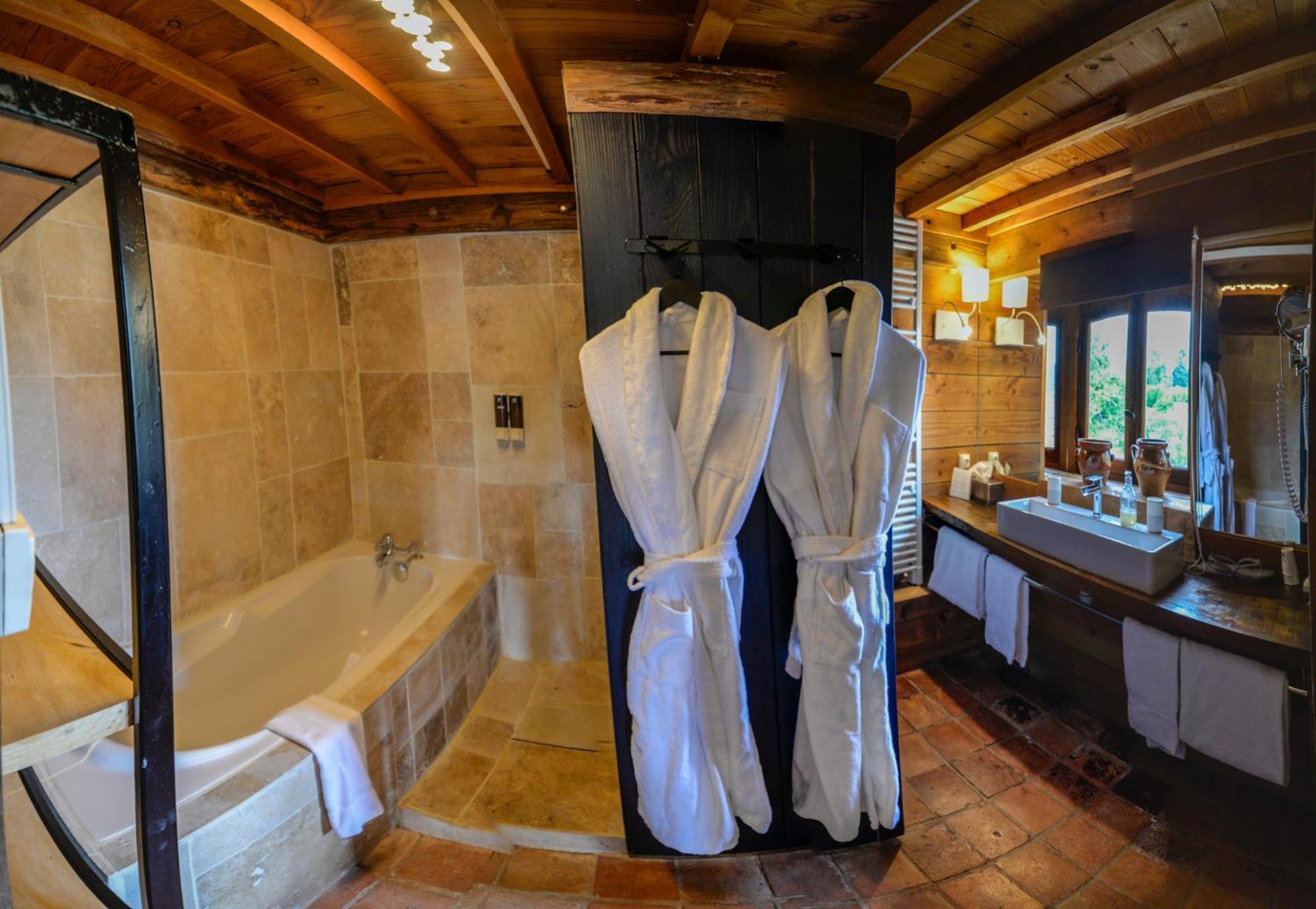 Art'Hotel & Spa Le Potin Gourmand Клюни Экстерьер фото